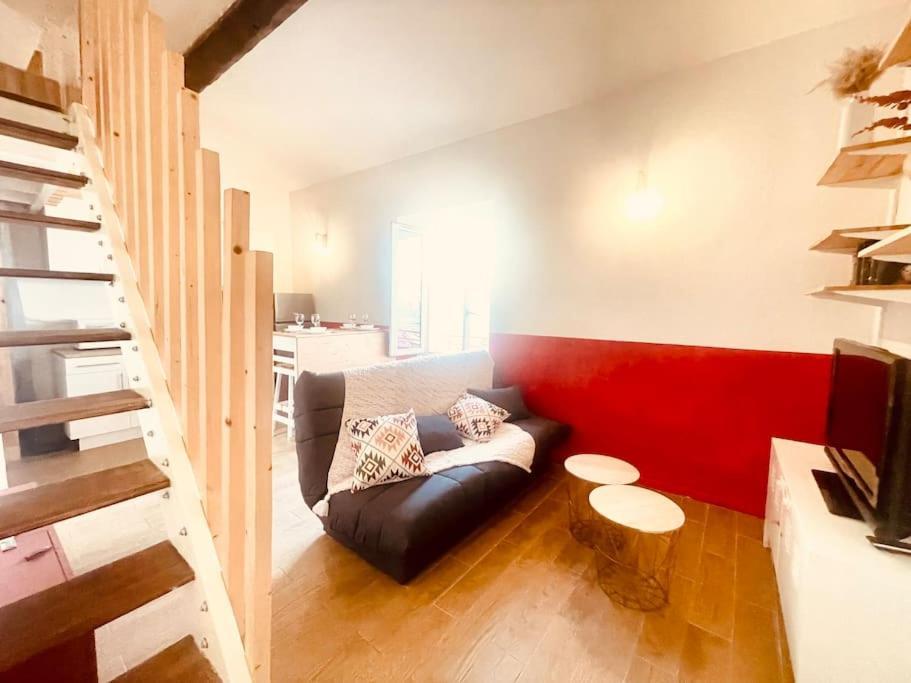 Evasion Urbaine**** Lägenhet Nîmes Exteriör bild